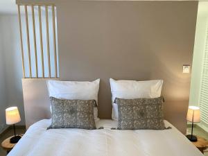 Maison à 250m de la plage la Grève Blanche avec WIFI à TREGASTEL - Réf 182