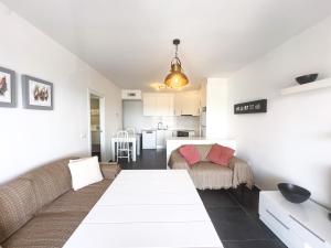 Beachfront Apartment Primera Línea 3-04