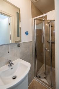 Superior Double Room room in The Lodge Harrogate