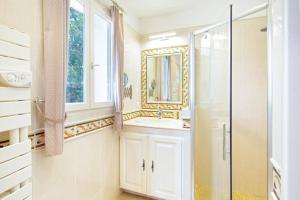 Villas Villa Bois Tranquille by Villa Plus : photos des chambres