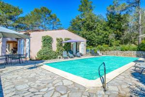 Villa Bois Tranquille by Villa Plus