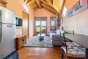 Lovely Orange House - Meride