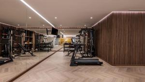 6 Bedroom Luxury Villa in Marbella with Private Gym and Sauna
