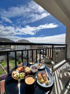 Romantic sunrises&sunsets near Porto Montenegro