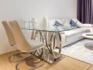 Laguna BeachSide Apartment