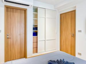 Laguna BeachSide Apartment