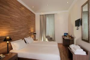 Athens Lotus Hotel
