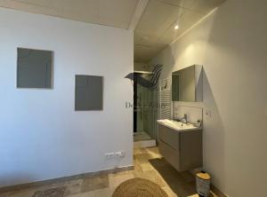 Appartements Magaly - Situe a deux pas de la plage : photos des chambres