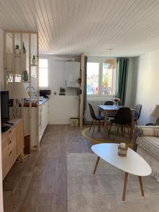 Appartements La Coquille - appartement cosy - centre - proche mer et casino : photos des chambres