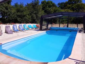 La Julerie, 4 Gîtes en Campagne avec Piscine