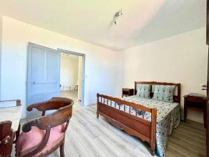 Maisons de vacances Charmante maison avec vue Ideale pour 4 personnes : photos des chambres