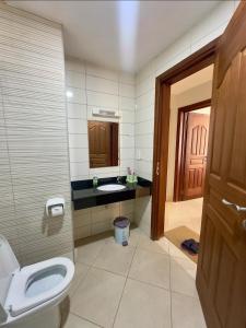 The Sandstone Suite - 2 Bedroom Apartment at Mikocheni, Dar es Salaam