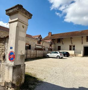 Appartements Appartement 5 personnes Beaune avec parking prive gratuit : photos des chambres