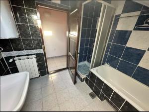 Huge Apartment 100sqm