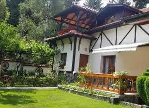 Лазов - 杜普尼察