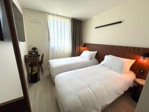 Hotels Adonis le Castellet : Chambre Lits Jumeaux