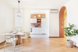 Easylife - Milano - Ferrari 3 - Navigli