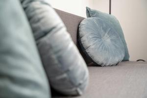 Bright & Modern Studio Kępa Mieszczańska by Noclegi Renters