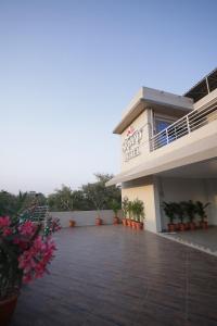 Srimad Hotel