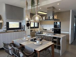 Sunset waves 117 by Alicante Rent