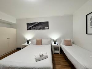 city staycation studio with 2 beds