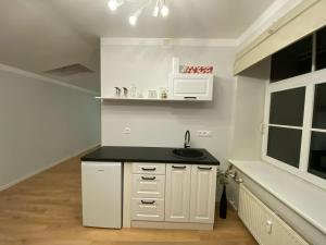 Old Town Quiet Rooftop Studio Apartment