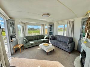 Fraunies Beach House Anderby Creek - Dog friendly