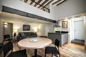 موليير شيكسويت - باريس