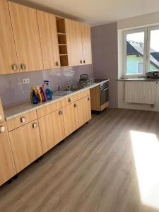 Udoben, razkošen, sončen apartma, 5 min do avtoceste