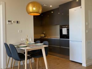 Modern Penthouse with Sea View