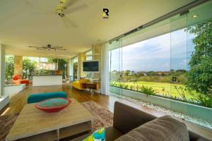 Spacious 1-Bedroom Villa with 850sqm of Stylish space