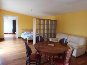 Grand T2 de la villa à la fosse à lâne