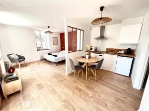 Le Studio , 1 rue du temple - Granges-lès-Valence