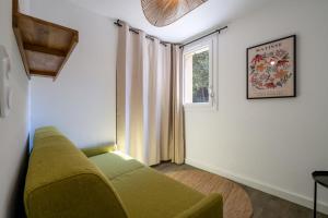 Nice provencal cottage in a tourist residence