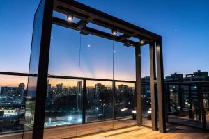 Chic Beachfront Oasis with Stunning Ocean Views