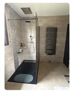 Sejours chez l'habitant Chambre dans Maison moderne tout confort : photos des chambres