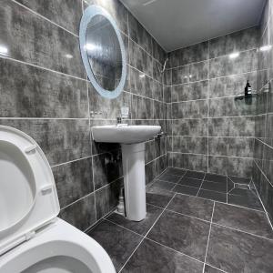 운영하지 않는 숙소 예약 x