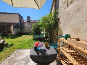Maison de Loretz du 18e siècle en Anjou entre vignes et châteaux