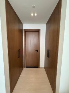 Dreamy & Cozy 1br In Jvc With Balcony