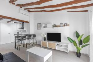 Alcoy Old Town - Reformed Penthouse with AC and wifi