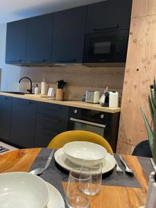Appartements COSY TERRASSE 6 pers Ax Thermes Centre Parking : photos des chambres