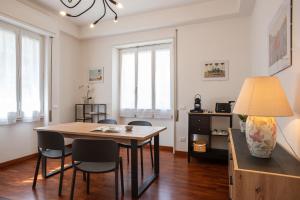 Carpegna Park Apartment by Cornelia subway