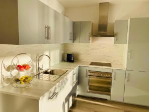 Sterflat 33 - "Witte Jade"