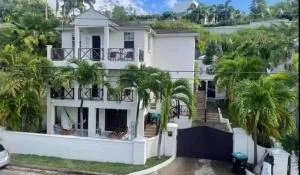 PortzVue Villa - Saint Peter