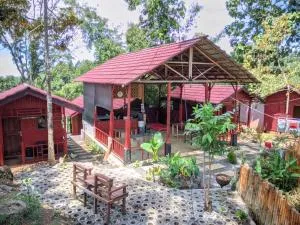 Happy Monkeys Village - Lumajang