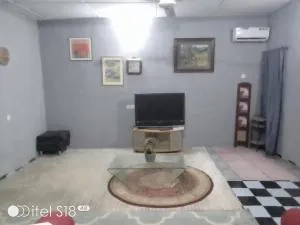 Majestic Comfort House - Mama