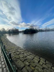 Humble Home NE - Short & Long stay or Contractors