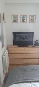 50m des cures joli studio Sophie avec coin nuit totalement relooké balcon wifi parking vue dégagée