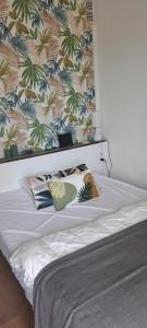 Appartements Studio Sophie totalement relooke balcon wifi parking vue degagee : photos des chambres