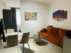 Family Guest House - Nor Aresh